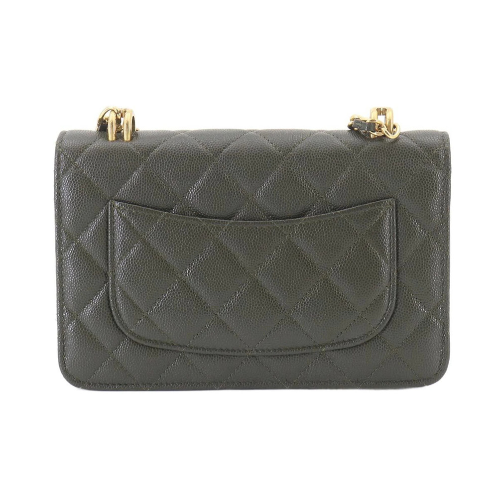 CHANEL Green Leather Wallet - Picture 2 of 10